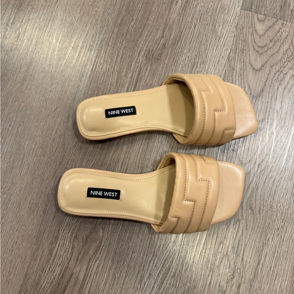 NEW! Nine West Women's Tan Slide Sandals